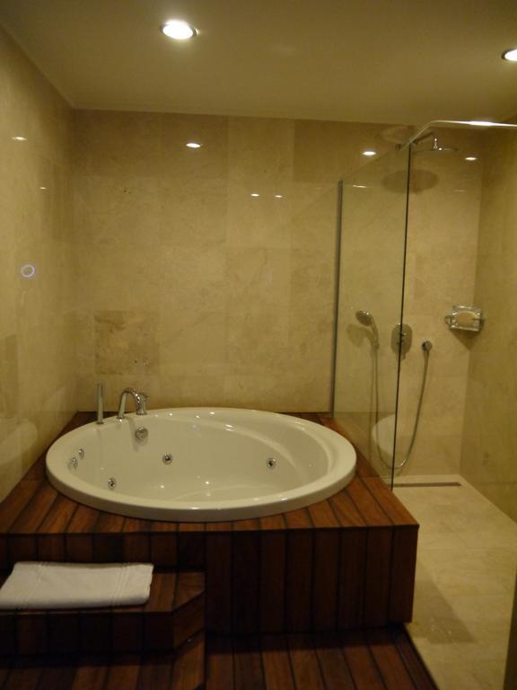 Rixos Duhok Hotel Bilik gambar